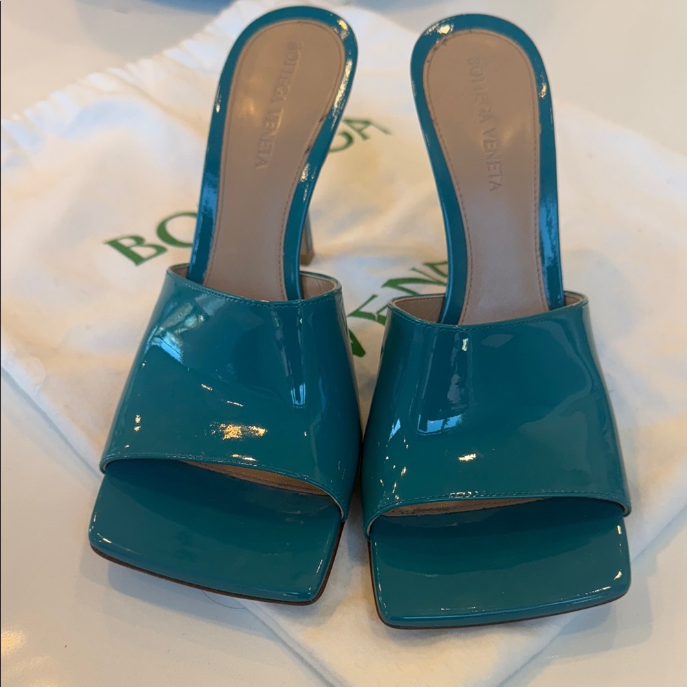 Bottega Veneta Stretch Mule - Picture 4 of 4